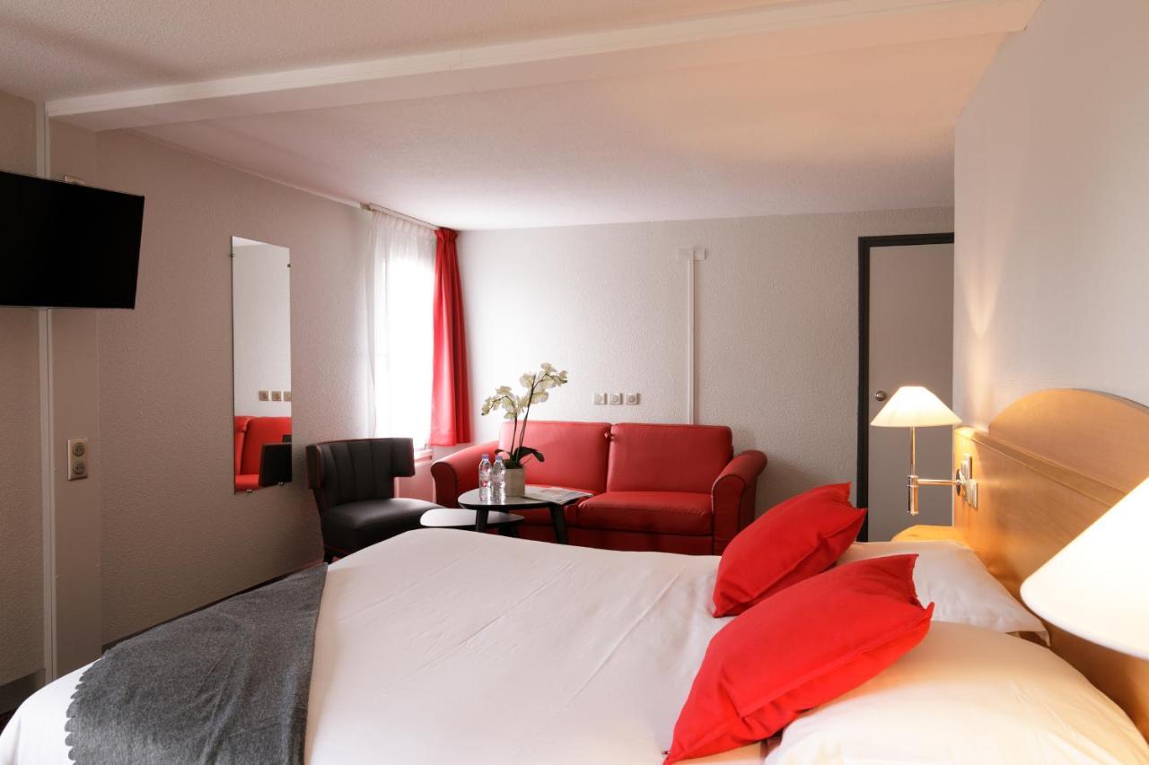Logis Hotel L'Oree De Chartres - Barjouville Exteriör bild